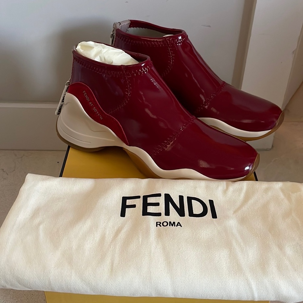 NEW Fendi Women Sneakers Snug-fit Ffluid Sneakers - Picture 2 of 10